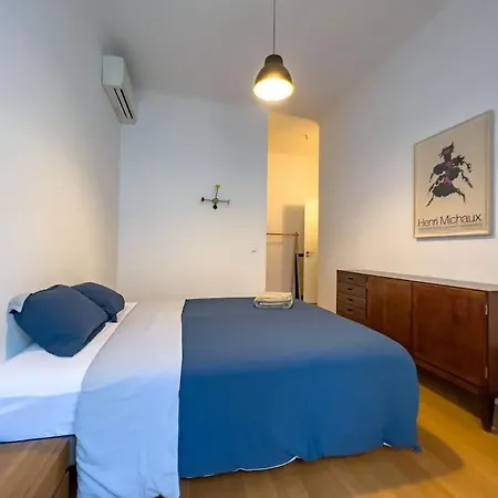 4 In Baixa Lägenhet *