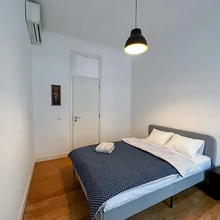 4 In Baixa * リスボン